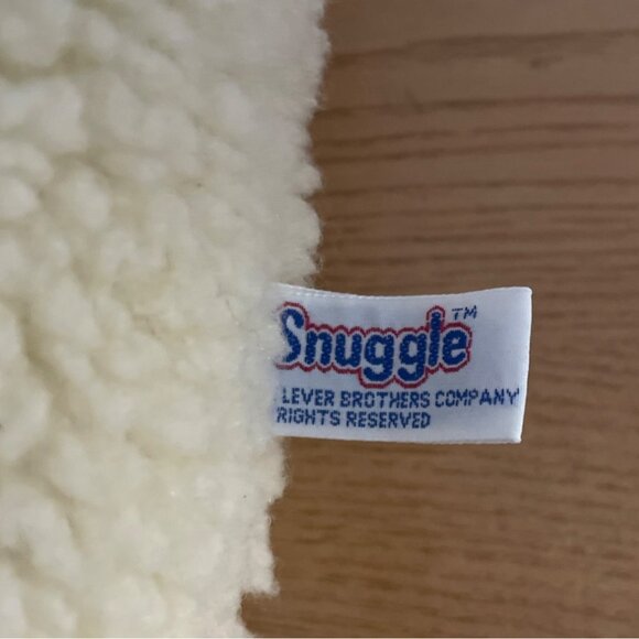 Vintage Russ Berrie Snuggle Teddy Bear Hand Puppet Plush 1986 13 in. New w Tags - Picture 7 of 9